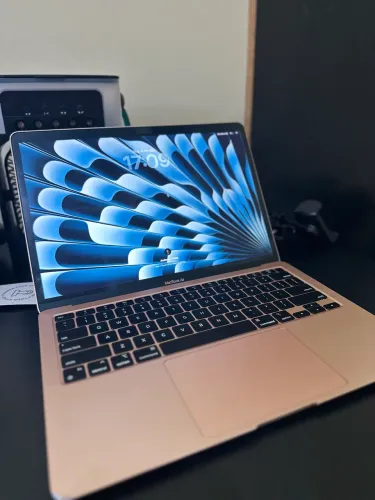 Macbook Air M1 - 8/256gb