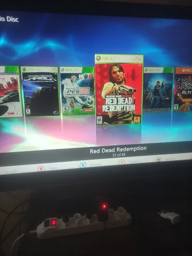 VENDO VÍDEO GAME XBOX SUPER SLIM DESTRAVADO UM CONTROLE UM HD AURORA COM 49 JOGOS