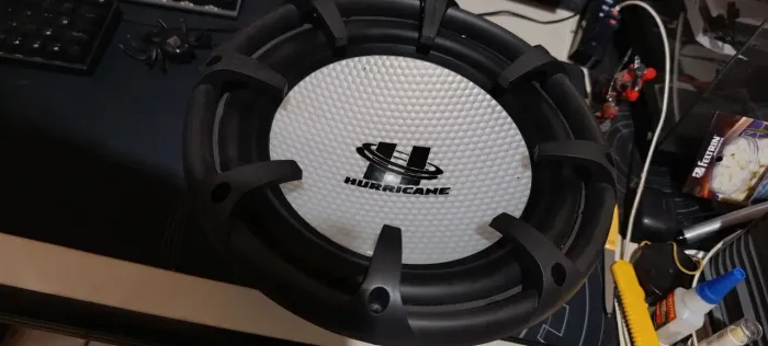 Subwoofer 350w RMS Hurricane platino 12