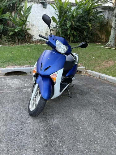 Oportunidade!! Moto zerada!!