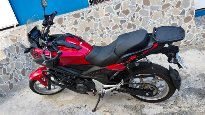 Nc750 2021 conservada e pronta pra viajar