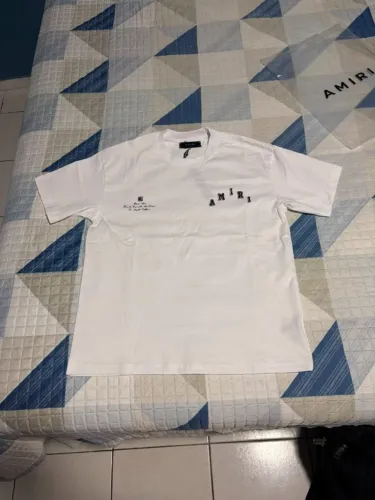 Camisa estilo Amiri
