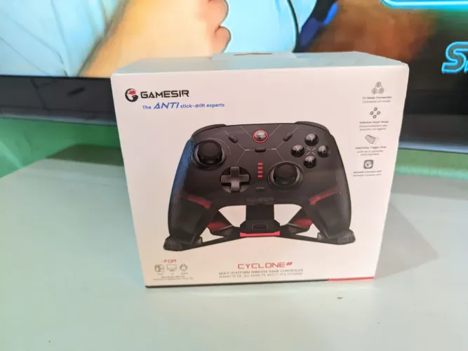 Controle Gamesir Cyclone 2 Wireless Com Dock Preto