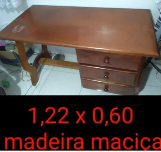 Mesa de escritório 3 gavetas ,madeira maciça