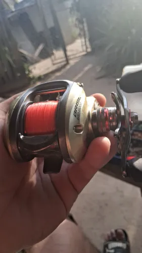 Kit pesca (Vara, Carretilha, Miçangas, Eva's, Anteninhas, Boias...)
