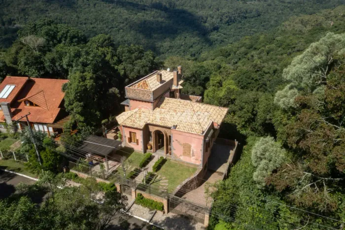 Casa em Condomínio à venda Rua Leopoldo Geyer, Vale do Bosque - Gramado