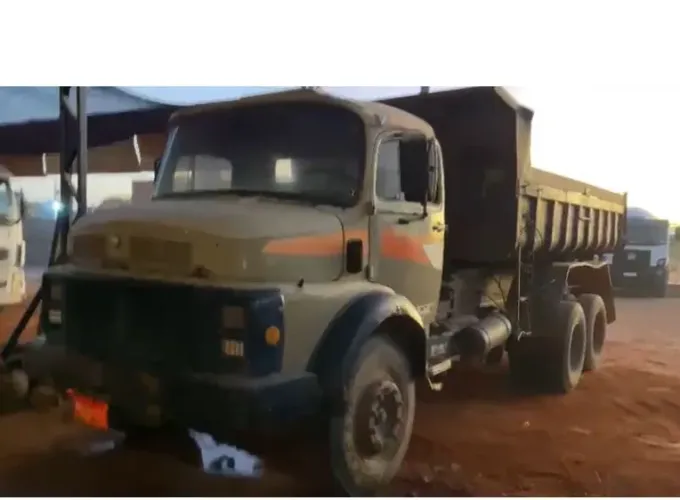 Caminhão 1518 Caçamba Truck no estado que se encontra. Particular 