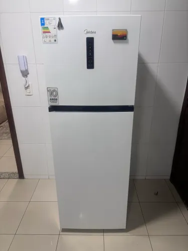 Geladeira seminova em garantia