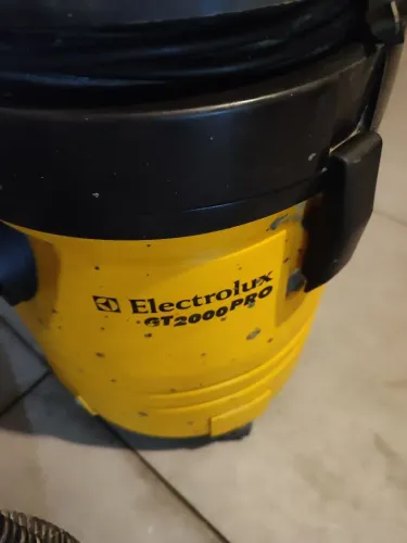 Aspirador de pó profissional