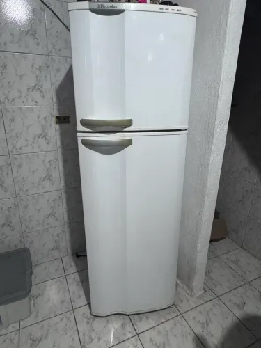 GELADEIRA ELETROLUX