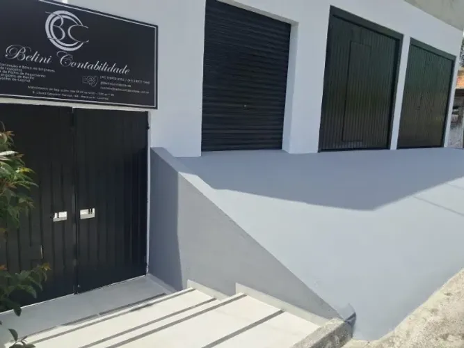 Sala Comercial Térrea em Região Movimentada do Maracanã / Jardim Bandeirantes - Colombo