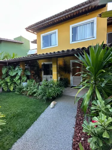 Stella Maris | Casa reformada com 3 suítes | 247m² | Condomínio fechado