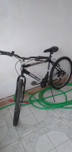 Bicicleta aro 26 Houston top de linha para trocar ou vender