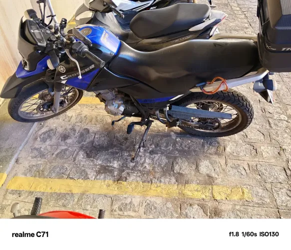 VENDO MOTO XTZ 150 COM PARC.12 MIL