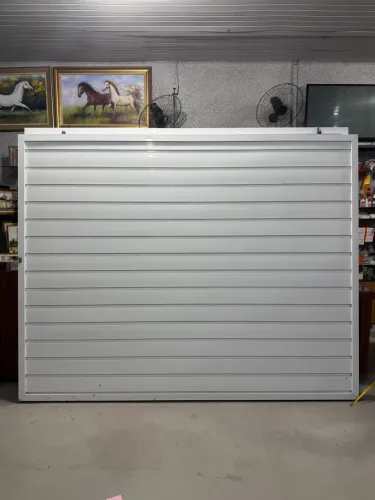 Portão de correr alumínio branco