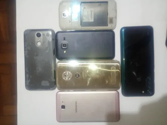 Lote de de celular com defeitos