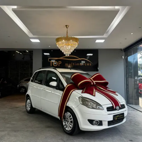 Fiat Idea Attractive 1.4 Fire Flex 8V 5P 2012