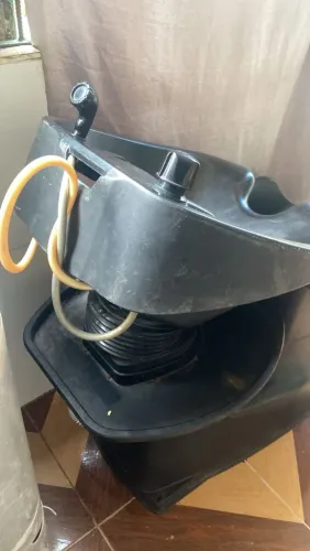 Vende se um lavatório pra salão 