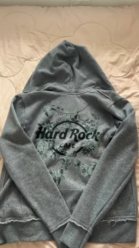 Casaco hard rock cinza tamanho P. Original comprado no exterior 