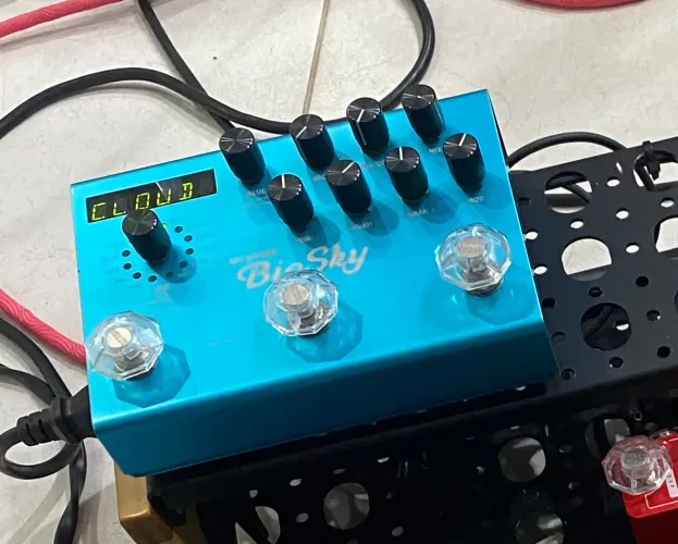 BIG SKY - STRYMON