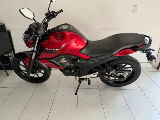 YAMAHA FZ15 - ANO 2023 - PARCELAS NO CARTÃO ATÉ 24x