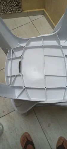 Cadeiras plasticas monobloco e excelente oportunidade e custo benefício