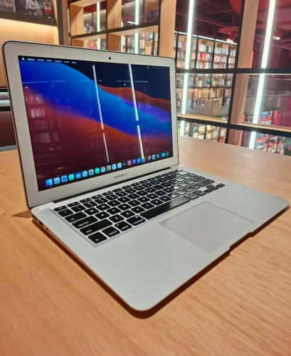 Apple Macbook Air 2014