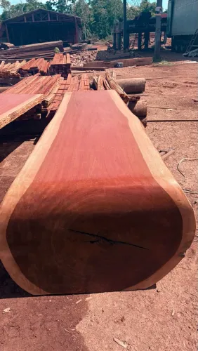 PRONTA ENTREGA ? JATOBÁ Medidas: 3,00 m x 1,00 m Madeira de qualidade