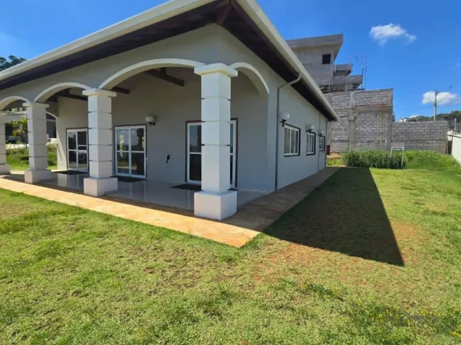 Casa para alugar no Pinheiro em Valinhos/SP.