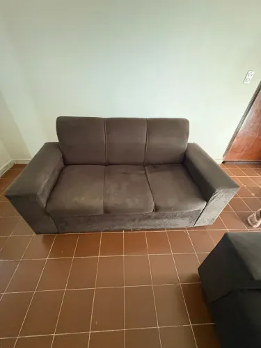 Conjunto de Sofás 2 e 3 Lugares - Usado