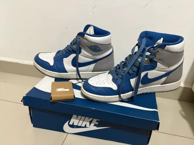 Tênis Air Jordan 1 Retrô High OG tamanho 41