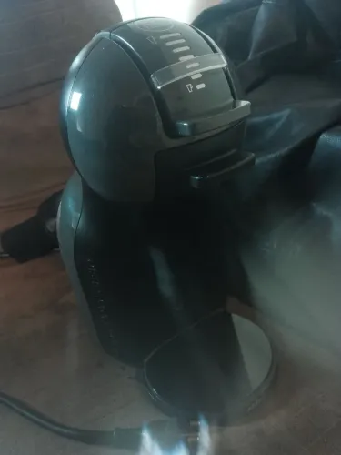 Cafeteira dolce Gusto em ótimo estado de uso