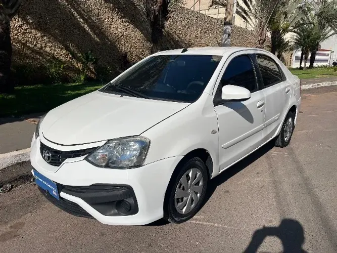 Toyota Etios XS Sedan 1.5 Flex 16V 4P Mec. 2018