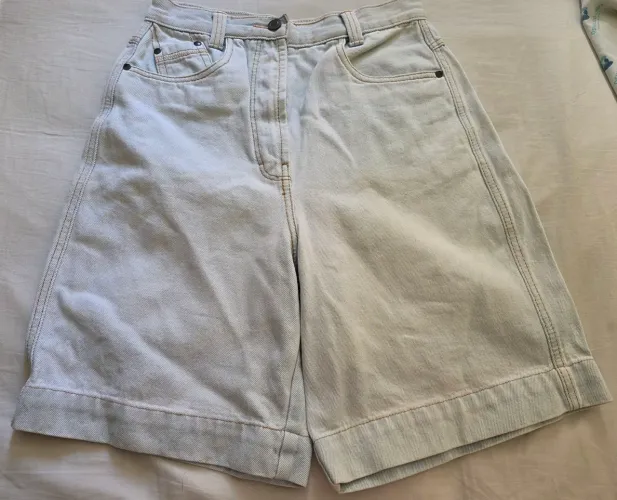 Bermuda jeans vintage ônix, anos 90 cintura alta tamanho 42