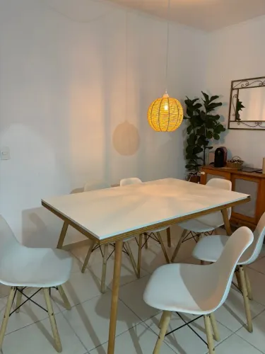  mesa eames branca 6 cadeiras madeira