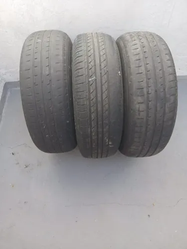 3 pneus seminovos 175/70 R13