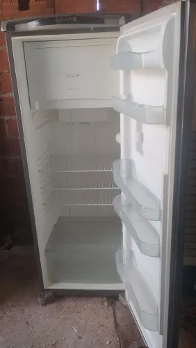 Geladeira Frost Free Electrolux 