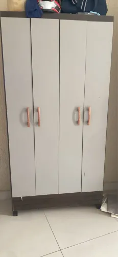 Guarda Roupas 