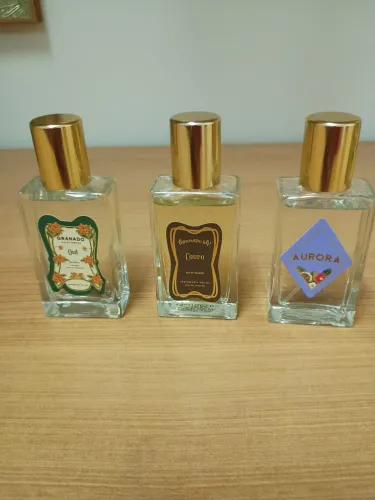 Miniaturas perfume: Oud, Couro e Aurora Granado