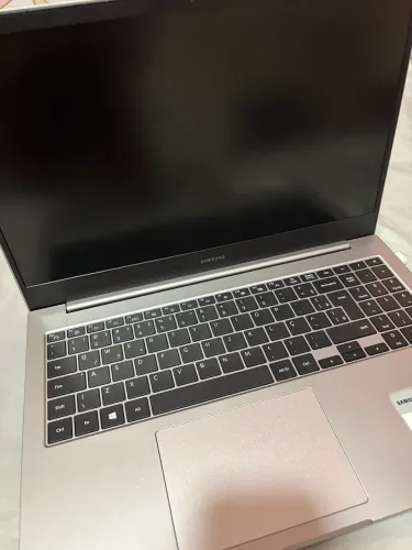 Samsung Book E30 Intel Core I3 + ACESSÓRIOS - 4GB 128SSD