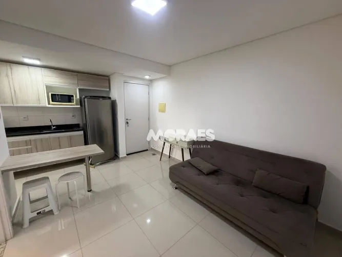 Apartamento com 1 quarto para alugar, 50 m² por R$ 2.100/mês - Residencial Praça do Poeta