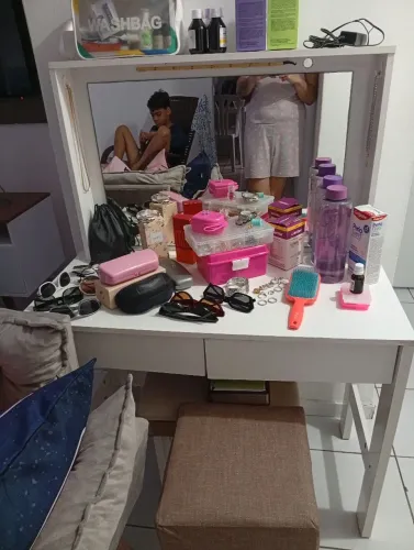 Vendo uma penteadeira 