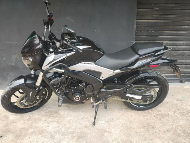 VENDO: Bajaj Dominar 250 - Impecável & Pronta pra Rodar!