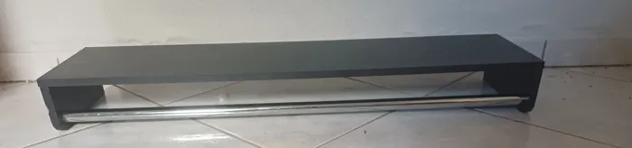 Suporte de madeira para cabides