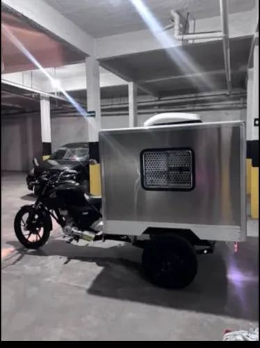 Triciclo fusco moto segura