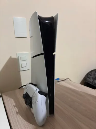 VENDENDO!! PS5 slim digital