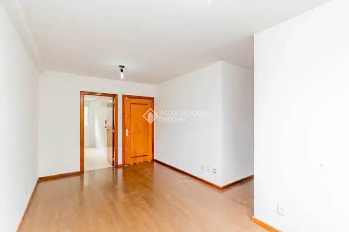 Imóvel para aluguel possui 60 metros quadrados com 1 quarto em Petrópolis - Porto Alegre -