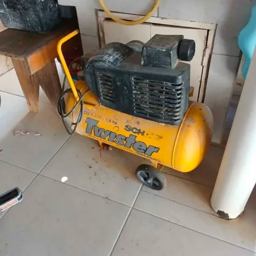 Compressor Schulz Twister CSI 7,4/50 - 1,5HP | 50L | Automático