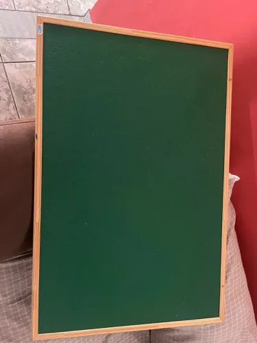 Quadro verde para alfinetes (avisos etc)