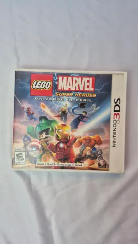 Jogo Marvel Superheroes Lego 3DS